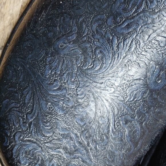 Klogs Sz 11 M Clogs Shoes Black Blue Embossed Leather Comfort Slip On - Picture 11 of 11